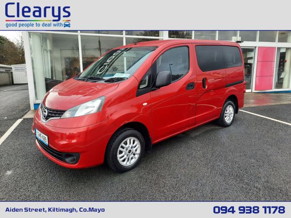 Nissan NV200 MPV, Diesel, 2012, Red