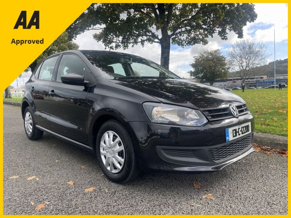 Volkswagen Polo Hatchback, Petrol, 2013, Black
