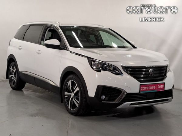 Peugeot 5008 MPV, Petrol, 2019, White