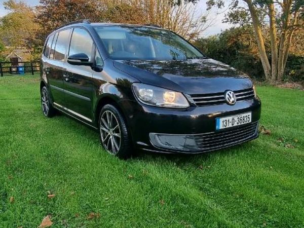 Volkswagen Touran MPV, Petrol, 2013, Black