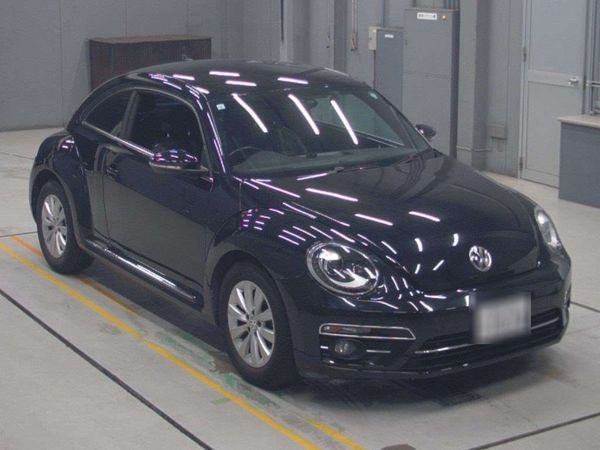Volkswagen Beetle Hatchback, Petrol, 2017, Black