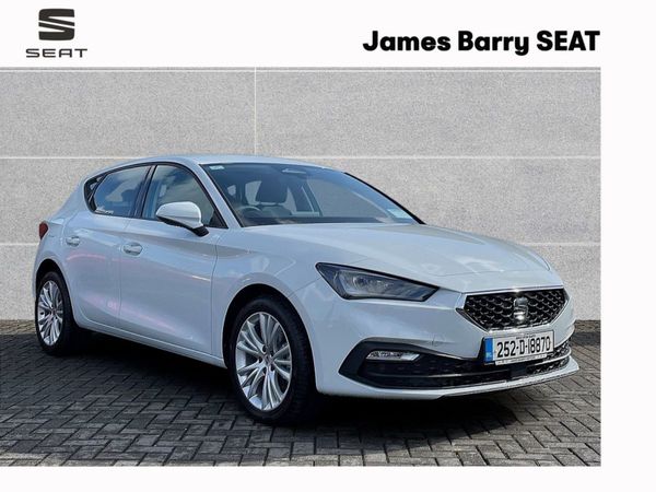 SEAT Leon Hatchback, Petrol, 2025, White