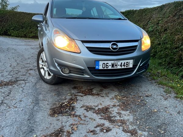 Opel Corsa Hatchback, Petrol, 2006, Silver