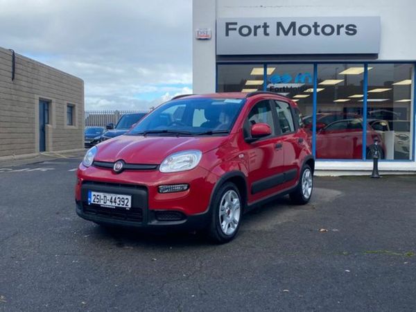 Fiat Panda SUV, Petrol, 2025, Red