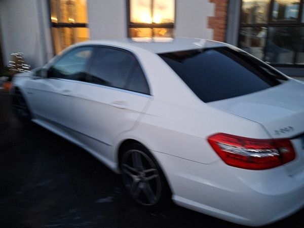 Mercedes-Benz E-Class Saloon, Diesel, 2012, White