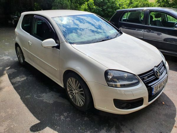 Volkswagen Golf Hatchback, Petrol, 2008, White