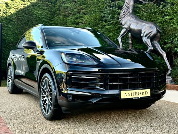 Porsche Cayenne SUV, Petrol Plug-in Hybrid, 2023, Black
