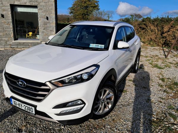 Hyundai Tucson SUV, Diesel, 2016, White