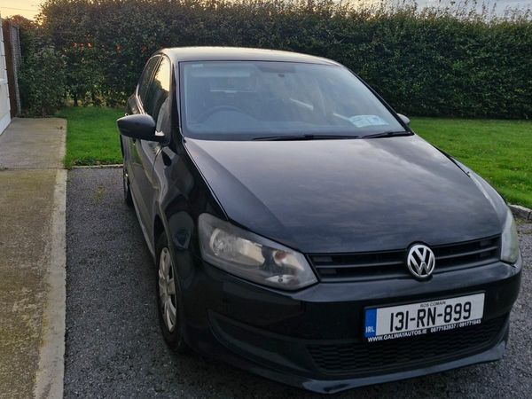 Volkswagen Polo Hatchback, Petrol, 2013, Black
