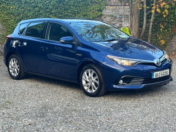 Toyota Auris Hatchback, Petrol Hybrid, 2018, Blue