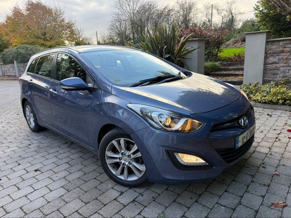 Hyundai i30 Estate/Jeep, Diesel, 2012, Blue