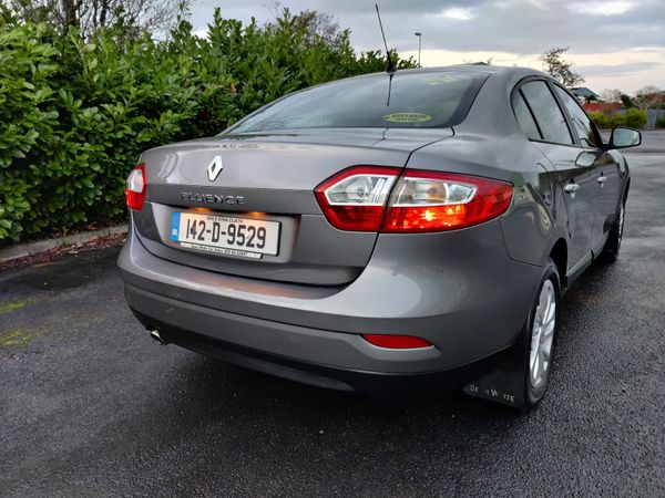 Renault Fluence Saloon, Diesel, 2014, Grey