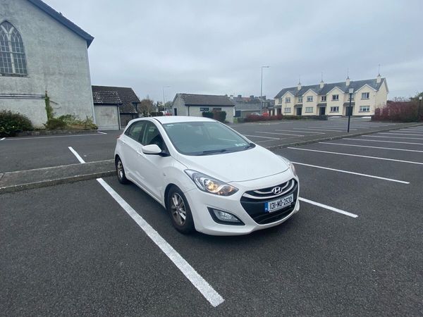 Hyundai i30 Hatchback, Diesel, 2013, White