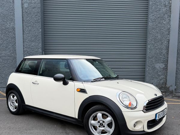 Mini First Hatchback, Petrol, 2010, White