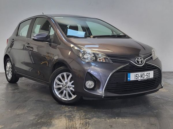 Toyota Yaris Hatchback, Petrol, 2015, Grey