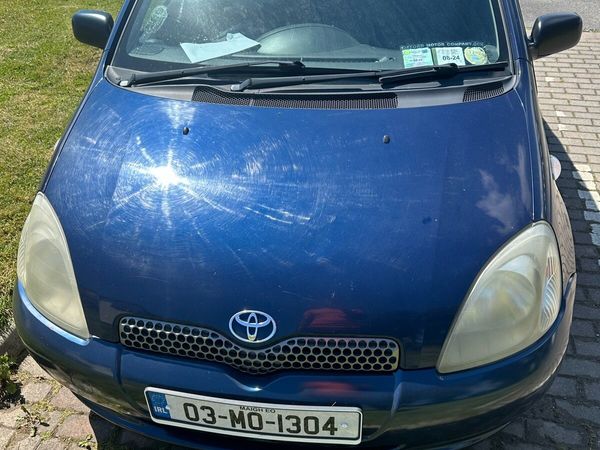 Toyota Yaris Hatchback, Petrol, 2003, Blue