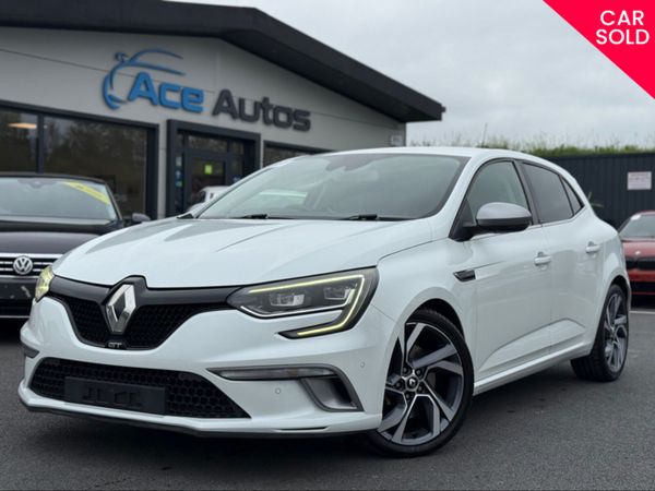 Renault Megane Hatchback, Petrol, 2018, White