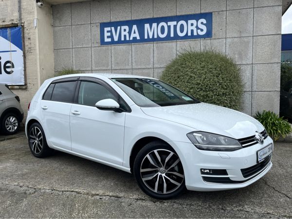Volkswagen Golf Hatchback, Petrol, 2014, White