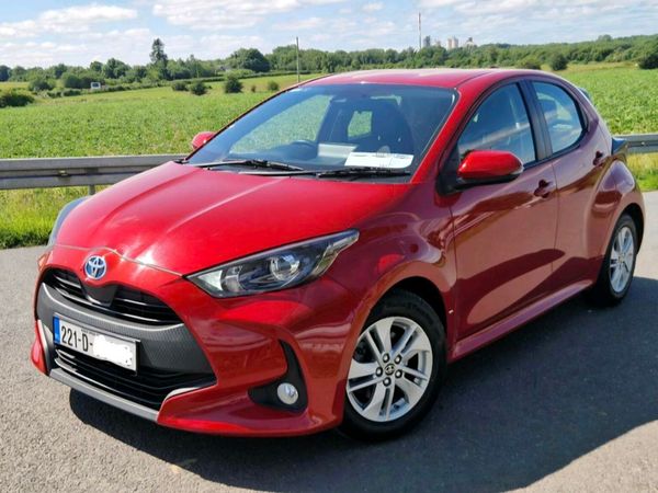 Toyota Yaris Hatchback, Petrol Hybrid, 2022, Red