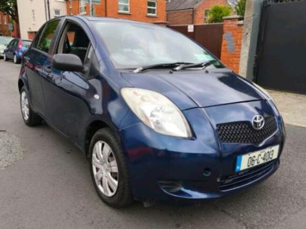 Toyota Yaris Hatchback, Petrol, 2006, Blue