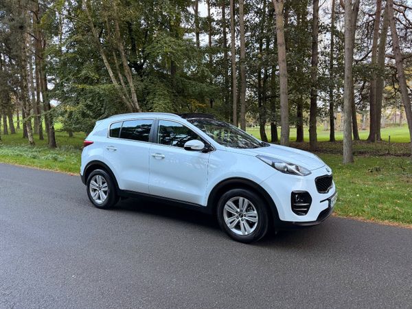 Kia Sportage SUV, Diesel, 2016, White