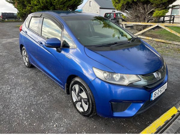 Honda Fit Hatchback, Petrol Hybrid, 2015, Blue