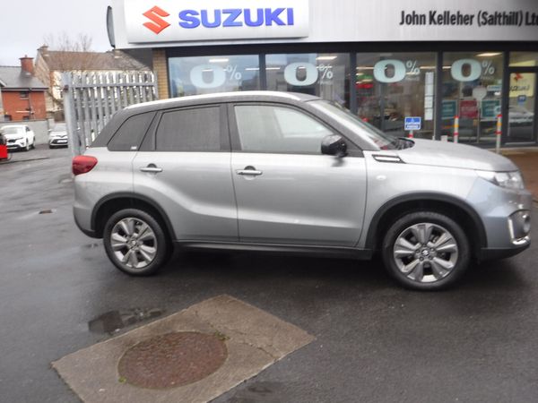 Suzuki Vitara SUV, Petrol Hybrid, 2022, Grey