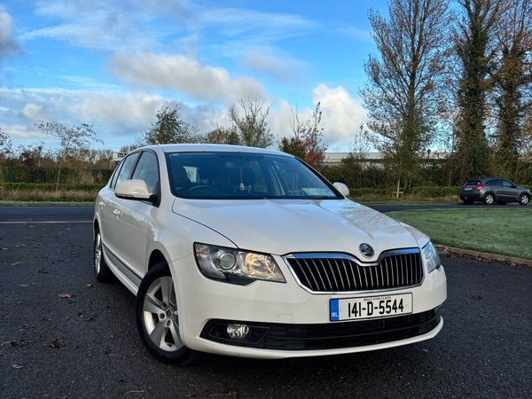 Skoda Superb Saloon, Diesel, 2014, White