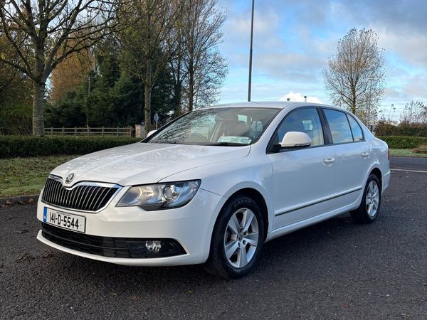 Skoda Superb Saloon, Diesel, 2014, White