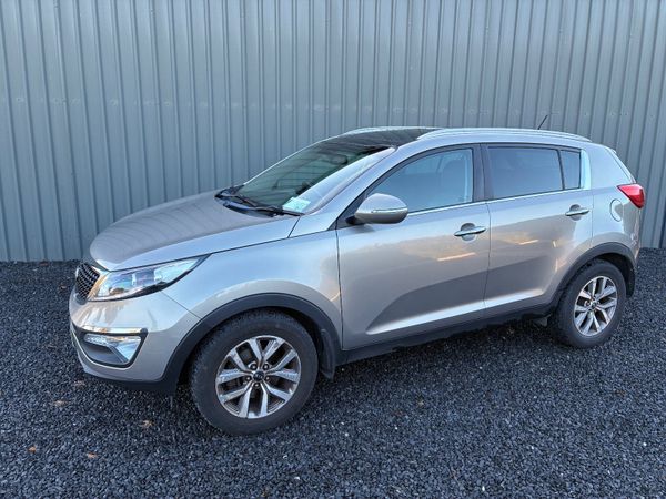 Kia Sportage SUV, Diesel, 2015, Silver