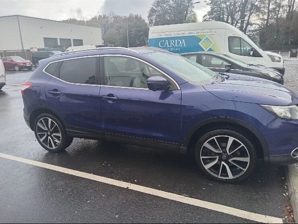 Nissan Qashqai SUV, Diesel, 2017, Blue