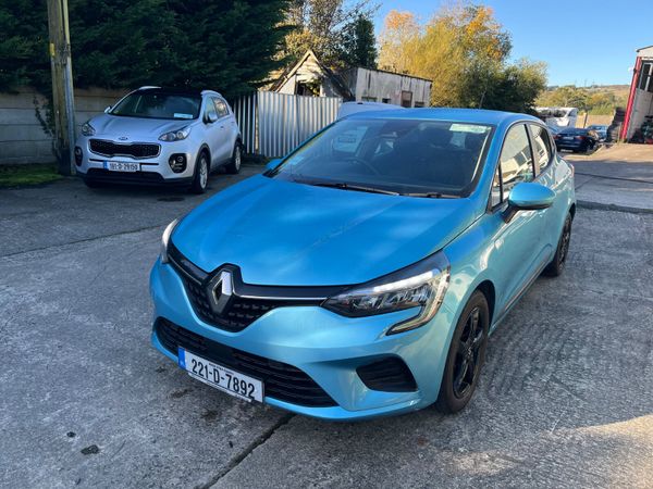 Renault Clio Hatchback, Petrol, 2022, Blue