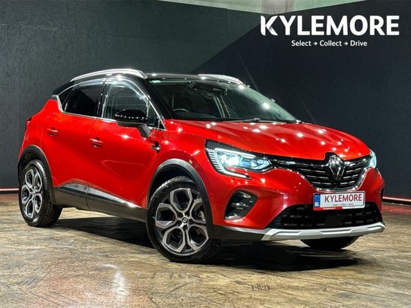 Renault Captur Hatchback, Petrol, 2022, Red