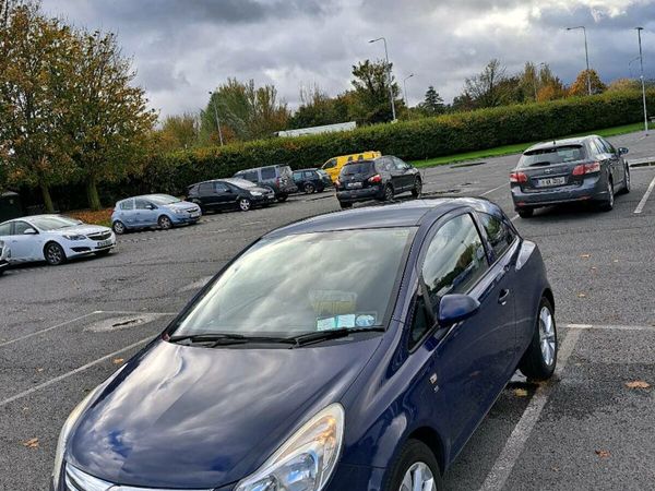 Vauxhall Corsa Hatchback, Petrol, 2013, Blue