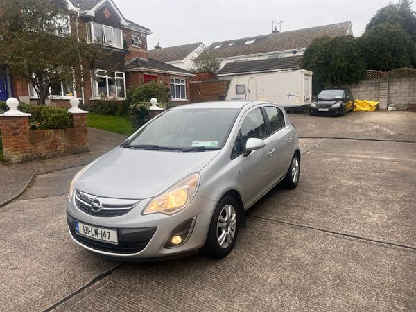 Opel Corsa Hatchback, Diesel, 2013, Silver