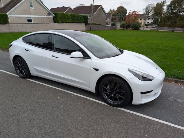 Tesla Model 3 Saloon, Electric, 2022, White