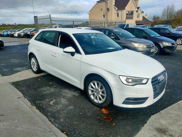 Audi A3 Hatchback, Petrol, 2014, White