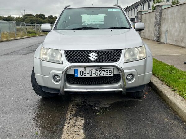 Suzuki Grand Vitara SUV, Petrol, 2008, Silver