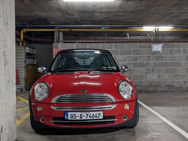 Mini Cooper Hatchback, Petrol, 2005, Red