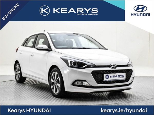 Hyundai i20 Hatchback, Petrol, 2017, White