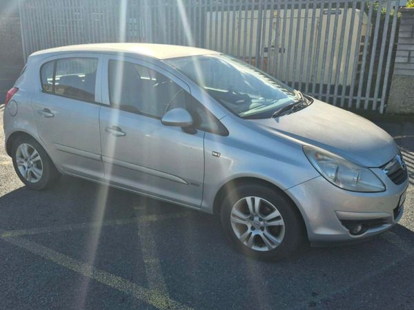 Opel Corsa Hatchback, Petrol, 2007, Silver