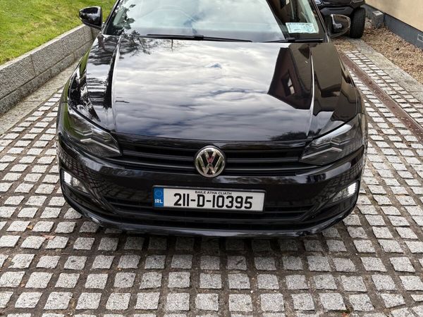 Volkswagen Polo Hatchback, Petrol, 2021, Black