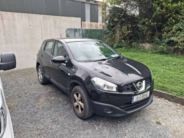 Nissan Qashqai Hatchback, Petrol, 2013, Black