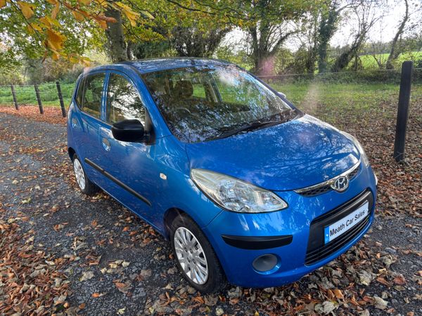 Hyundai i10 Hatchback, Petrol, 2011, Blue