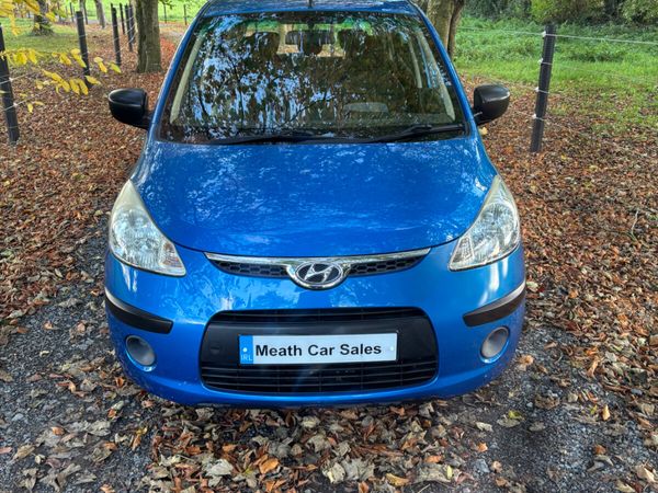 Hyundai i10 Hatchback, Petrol, 2011, Blue