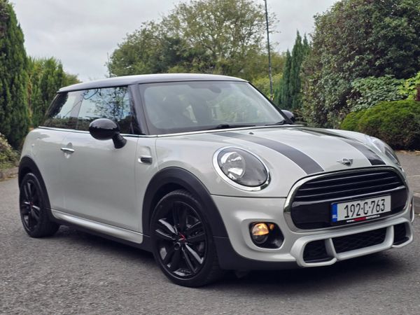 Mini Cooper Hatchback, Petrol, 2019, White