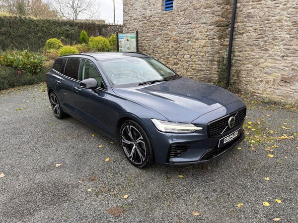 Volvo V60 Estate, Petrol Hybrid, 2022, Blue