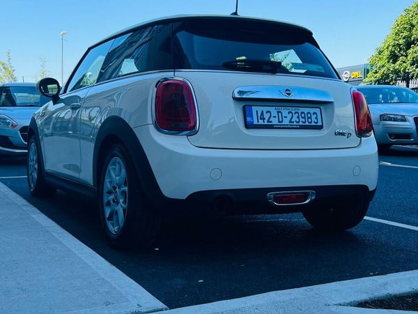 Mini One Hatchback, Diesel, 2014, White