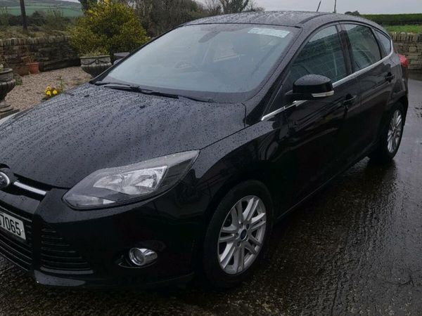 Ford Focus Hatchback, Petrol, 2013, Black