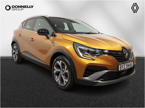 Renault Captur Hatchback, Petrol Hybrid, 2023, Orange